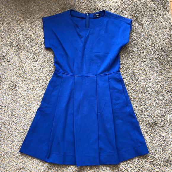 Madewell Dresses & Skirts - Madewell blue dress w/ pockets